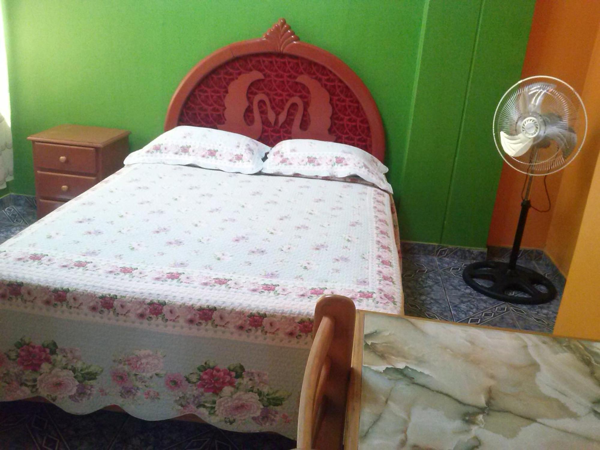 Hostal Real Alcazar Наска Номер фото