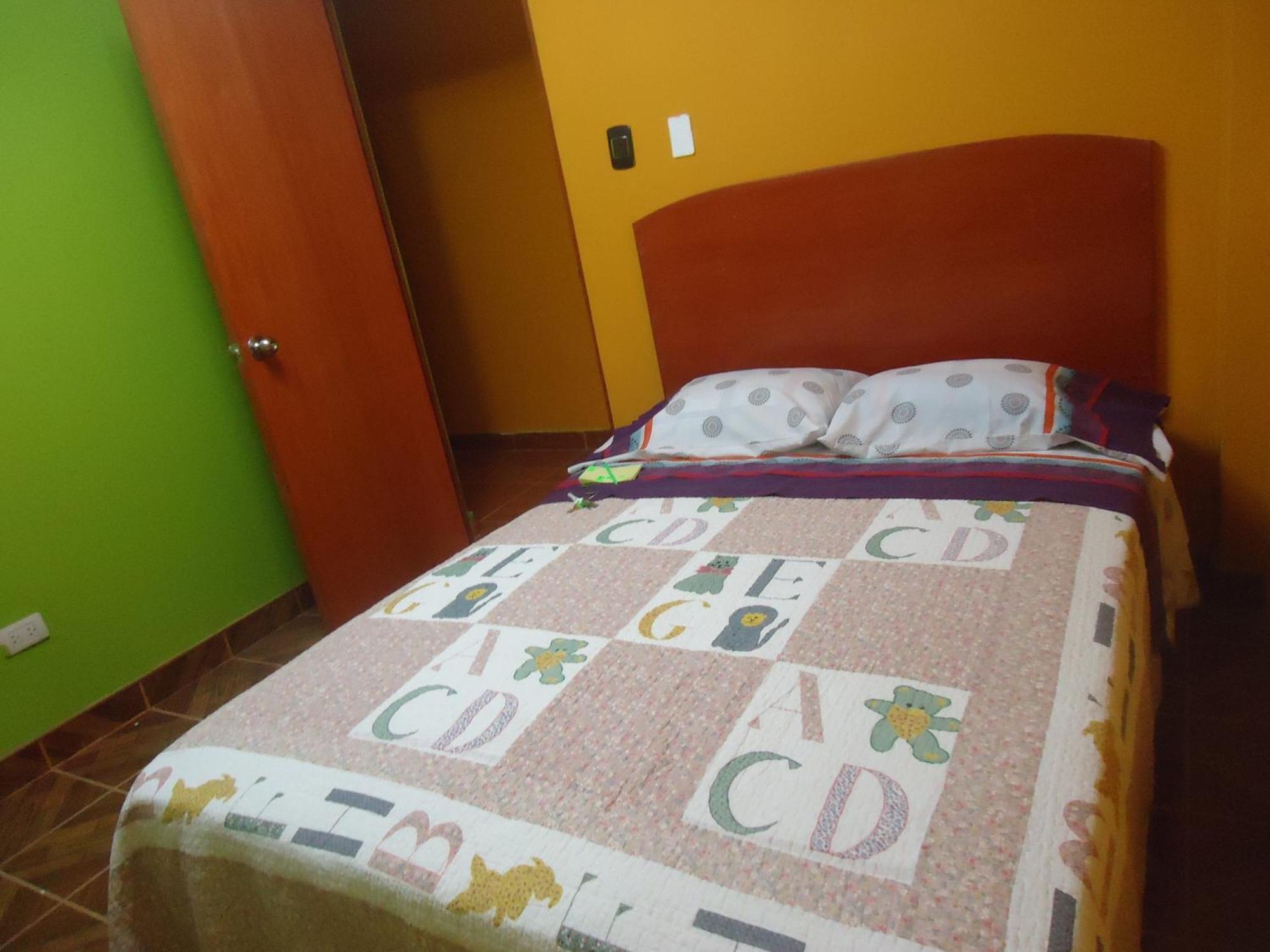 Hostal Real Alcazar Наска Номер фото