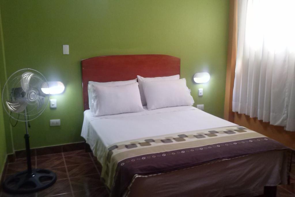 Hostal Real Alcazar Наска Экстерьер фото